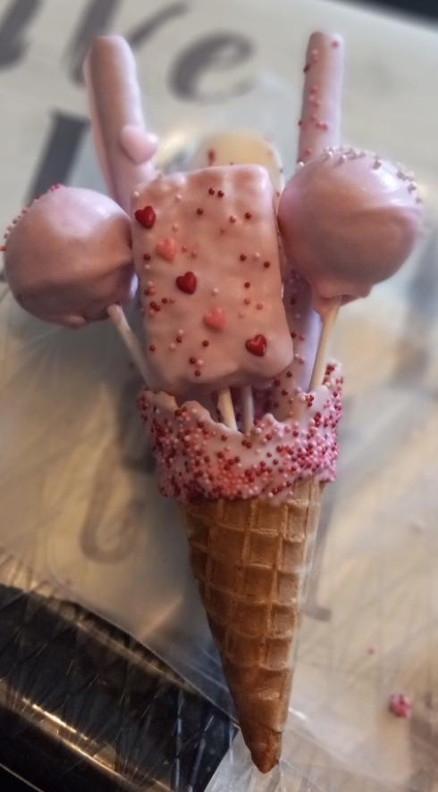 Waffle treat cones